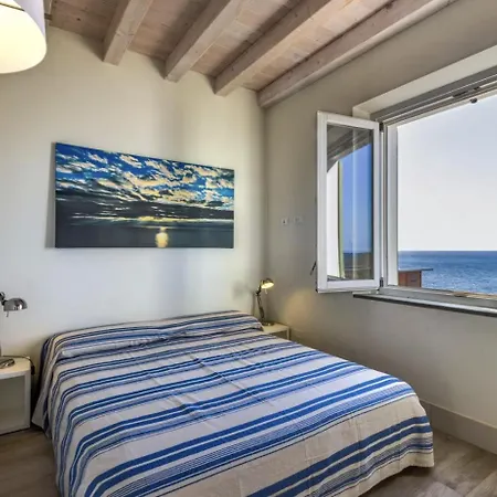 Trilocale Montecristo - Vista Su Mare E Tramonti Pomonte (Livorno)