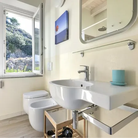 Appartement Trilocale Montecristo - Vista Su Mare E Tramonti