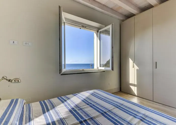 Trilocale Montecristo - Vista Su Mare E Tramonti 아파트